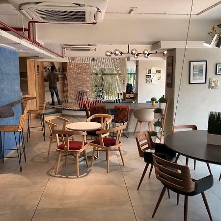 Indie Stays, Bkc Bombaim Exterior foto